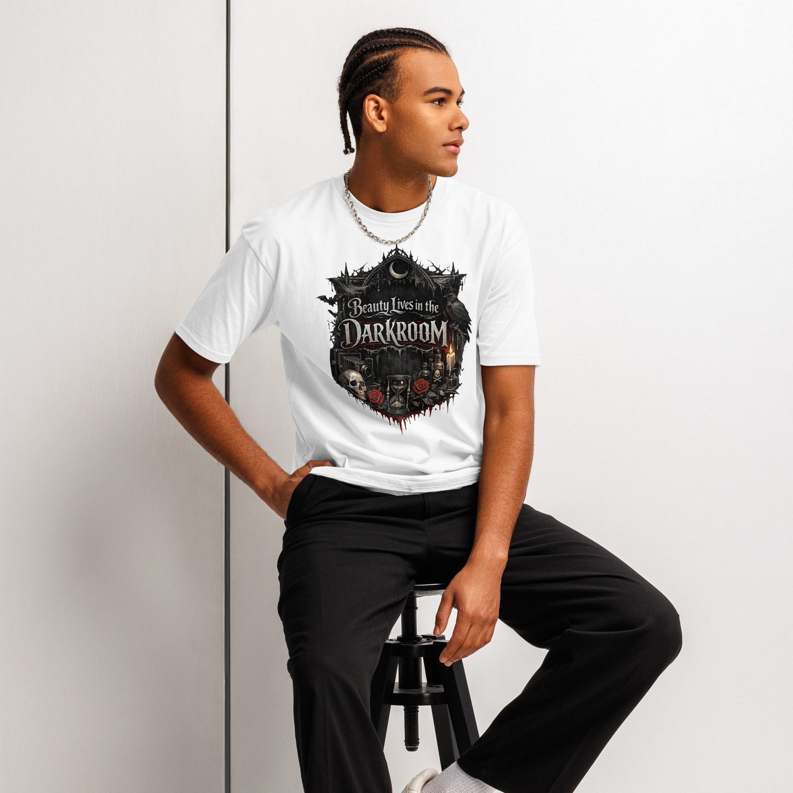 Photographers Graphic Tee | Beauty Lives In The Darkroom | Knotted Tree Studios - Image 11