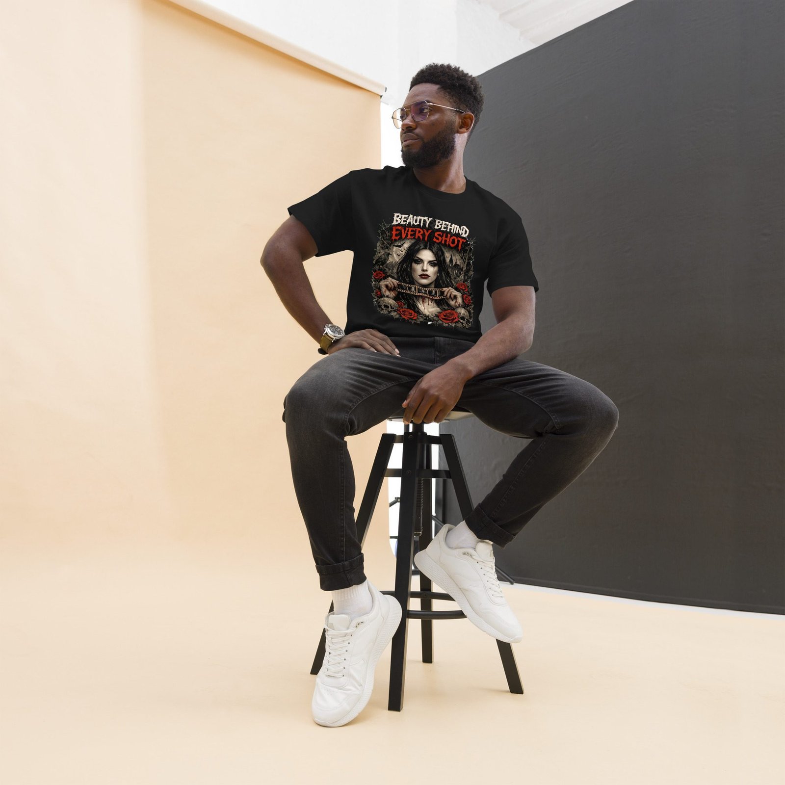 Photographers Graphic Tee | Beauty Behind Every Shot | Knotted Tree Studios - Image 6